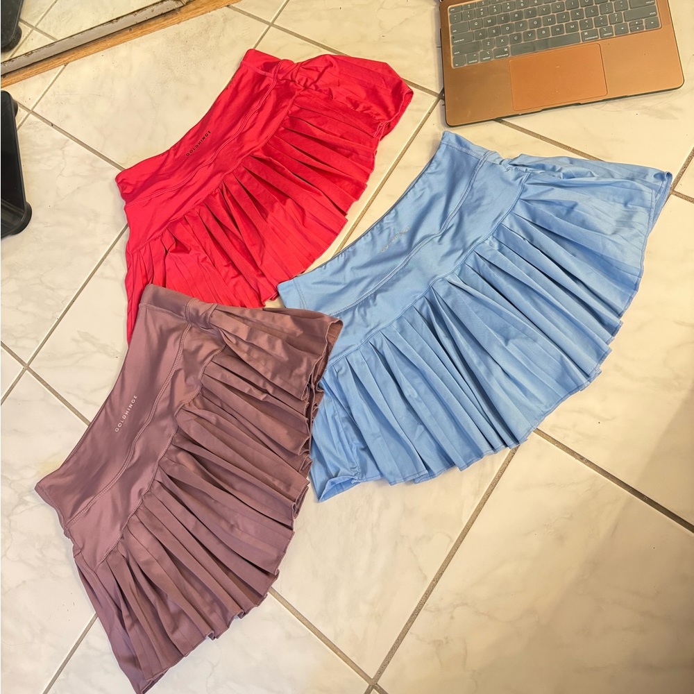 NWOT Goldhinge skirts